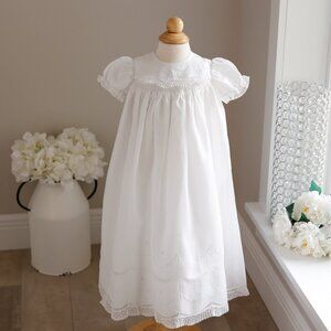 Girls Smocked Special Occasion Gown 3 Piece Set Feltman Brothers NB/3 Months NWT
